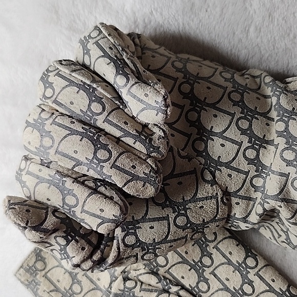 Vintage CHRISTIAN DIOR Monogram Logo Leather Gloves - Picture 11 of 12